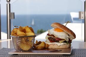 Anny Residences & Suites