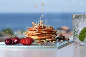 Anny Residences & Suites