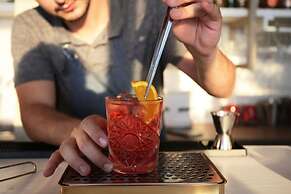 Anny Residences & Suites