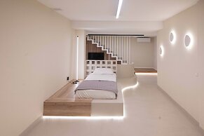 Anny Residences & Suites