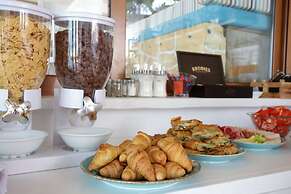 Anny Residences & Suites