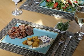 Anny Residences & Suites