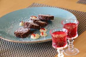 Anny Residences & Suites