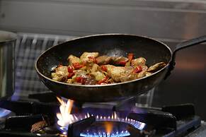 Anny Residences & Suites