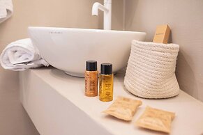 Anny Residences & Suites