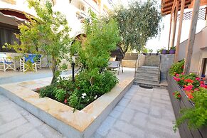 Anny Residences & Suites