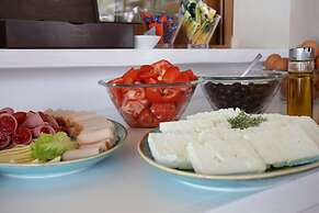 Anny Residences & Suites