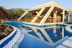 Alexandra Golden Boutique Hotel