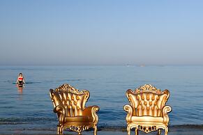 Alexandra Golden Boutique Hotel