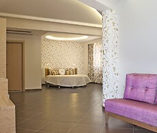 Alexandra Golden Boutique Hotel