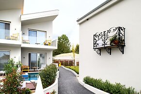 Alexandra Golden Boutique Hotel