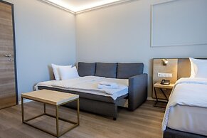 Expo Tower by Mellow Mood Hotels