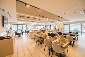 Expo Tower by Mellow Mood Hotels