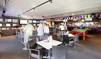 Mission Beach Resort