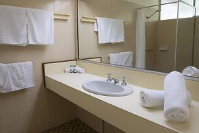 Mission Beach Resort