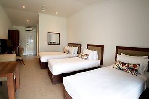 Mission Beach Resort