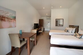 Mission Beach Resort