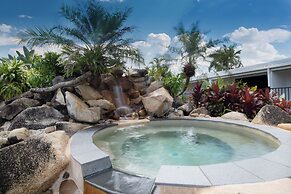 Mission Beach Resort