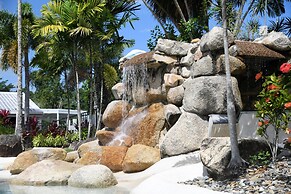 Mission Beach Resort