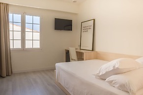 Hotel Jeni & Restaurant