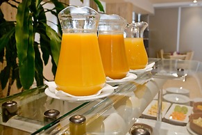 Hotel Jeni & Restaurant