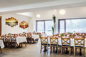 Inbar Hotel