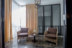 Aruntara Riverside Boutique Hotel