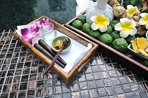 Aruntara Riverside Boutique Hotel