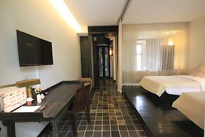 Aruntara Riverside Boutique Hotel