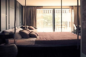 Aruntara Riverside Boutique Hotel