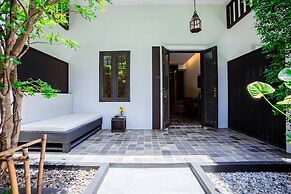 Aruntara Riverside Boutique Hotel