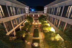 Aruntara Riverside Boutique Hotel