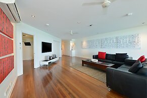 Bellevue At Trinity Beach