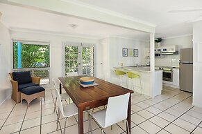 Coral Beach Noosa Resort