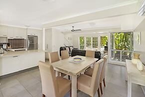 Coral Beach Noosa Resort