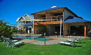 Edge on Beaches Agnes Waters 1770