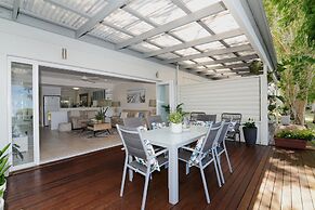 Noosa Entrance Waterfront Resort