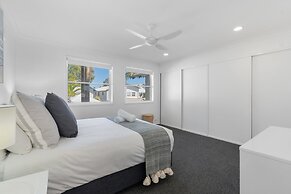 Noosa Entrance Waterfront Resort