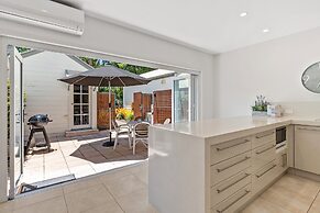 Noosa Entrance Waterfront Resort