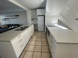 Noosa Entrance Waterfront Resort