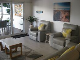 Noosa Entrance Waterfront Resort