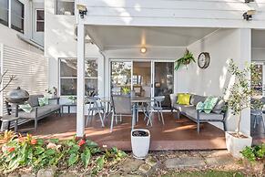 Noosa Entrance Waterfront Resort