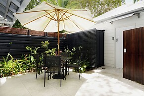 Noosa Entrance Waterfront Resort