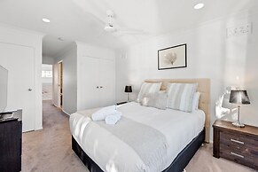 Noosa Entrance Waterfront Resort