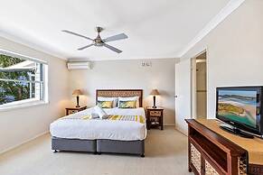 Noosa Entrance Waterfront Resort