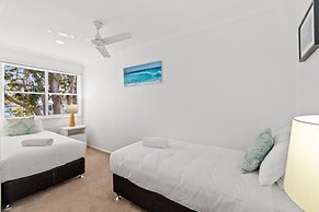 Noosa Entrance Waterfront Resort