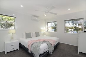 Noosa Entrance Waterfront Resort