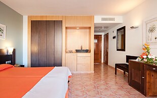 LIVVO Lago Taurito Hotel & Aquapark All Inclusive