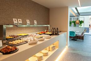 Kumara Serenoa by Lopesan Hotels