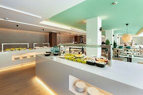 Kumara Serenoa by Lopesan Hotels